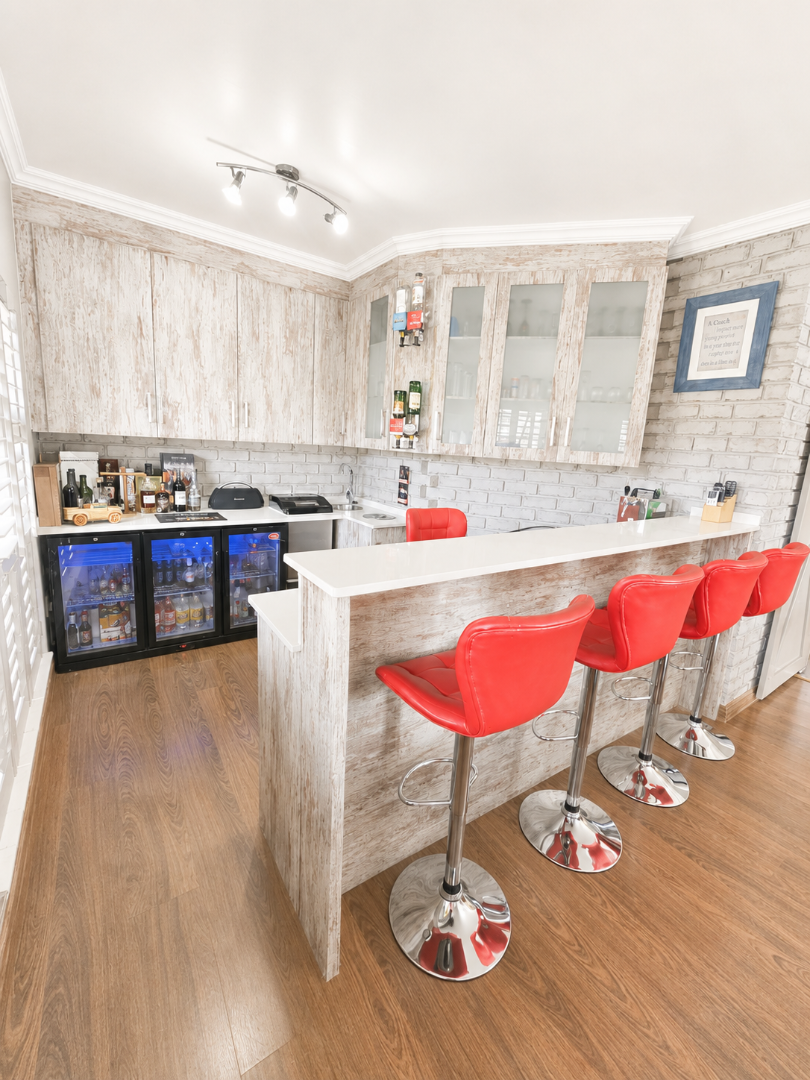 5 Bedroom Property for Sale in Flamwood North West